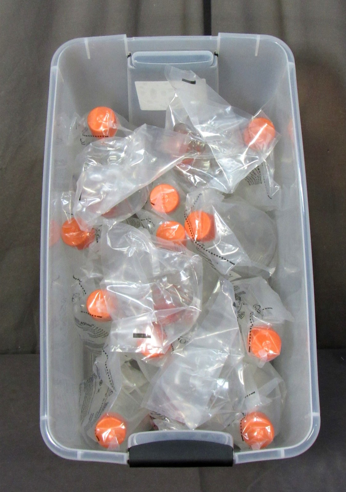15 PCS; Corning 431403 PC Baffled 1000mL Erlenmeyer Sterile Flasks w/ Vented Cap