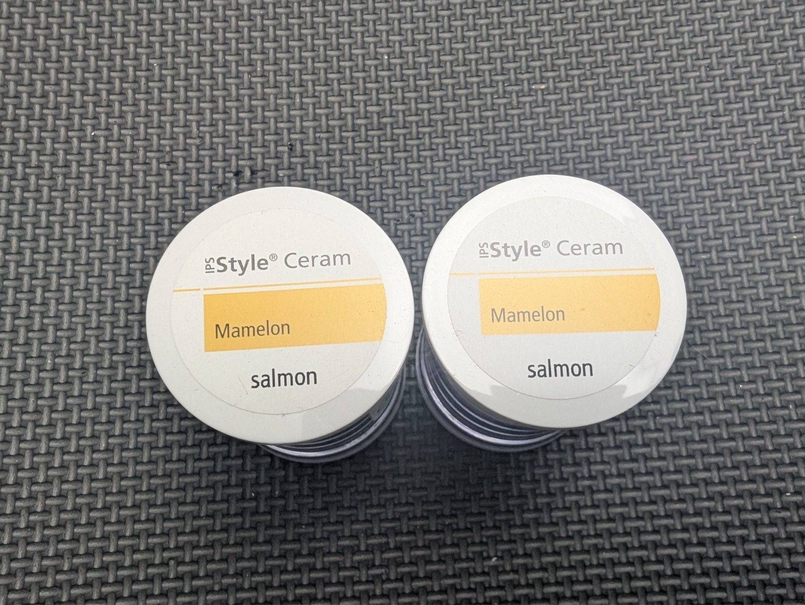 IPS Style Ceram Memelon Salmon – used.
