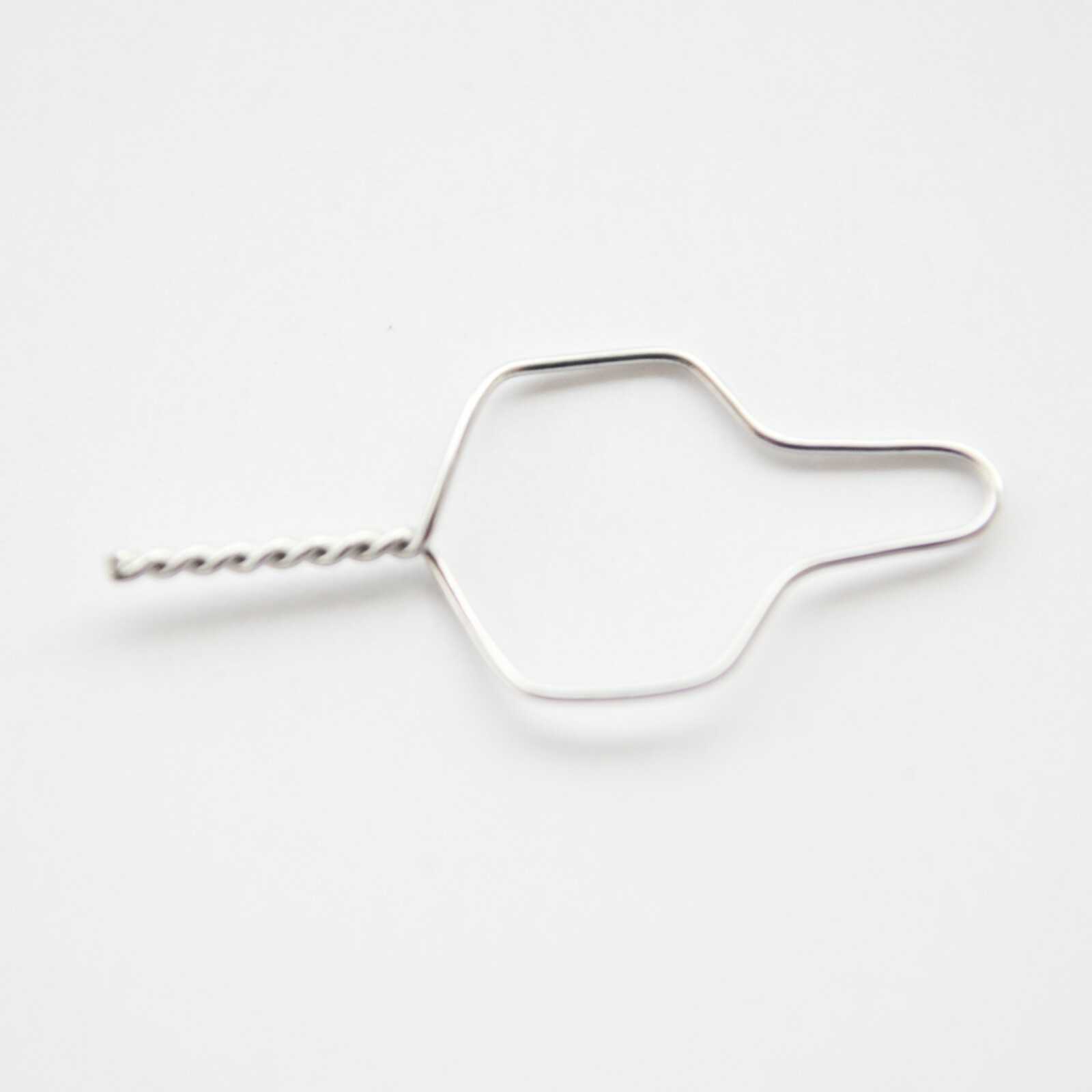 J&J Ortho™ Orthodontic Preformed Ligature Wire Tie Shorty (500/box)