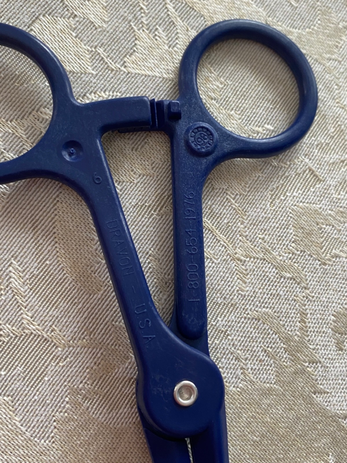 Vintage 1970s Dravon Plastic Occluding Tube Clamp (Hemostat) made in USA