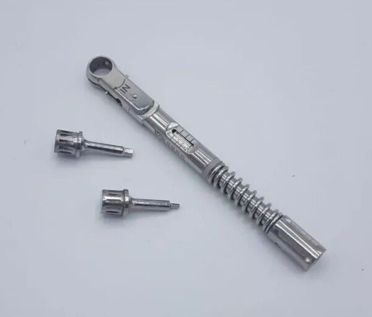 Dental lmplant Torque Wrench Ratchet 10-40 Ncm Hex 1.5mm and 2.5mm + Driver