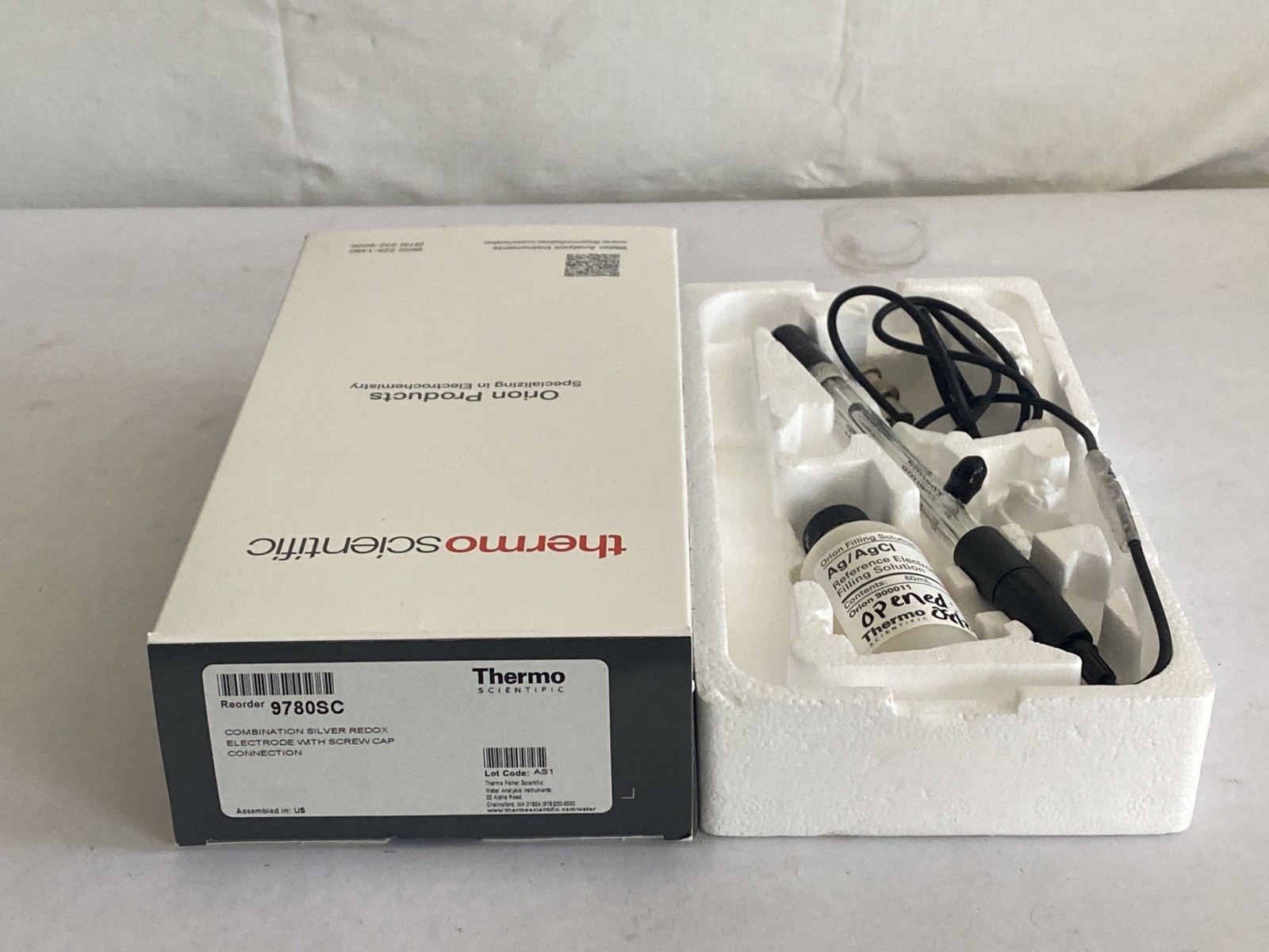 THERMO ORION Single Junction Glass Bodied Combination Silver Billet Electrode