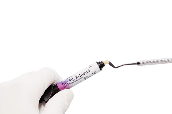 Vincismile TrusFIL X-Blend Universal Composite Restorative 4gm Tube II Free Ship