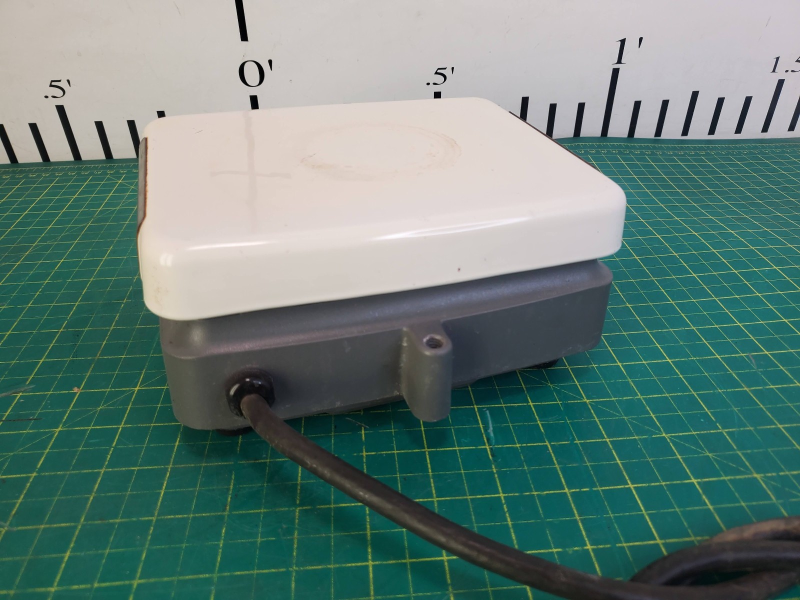 Corning PC-320 Hot Plate Magnetic Stirrer 6 x 7.5″ “No Tariffs”