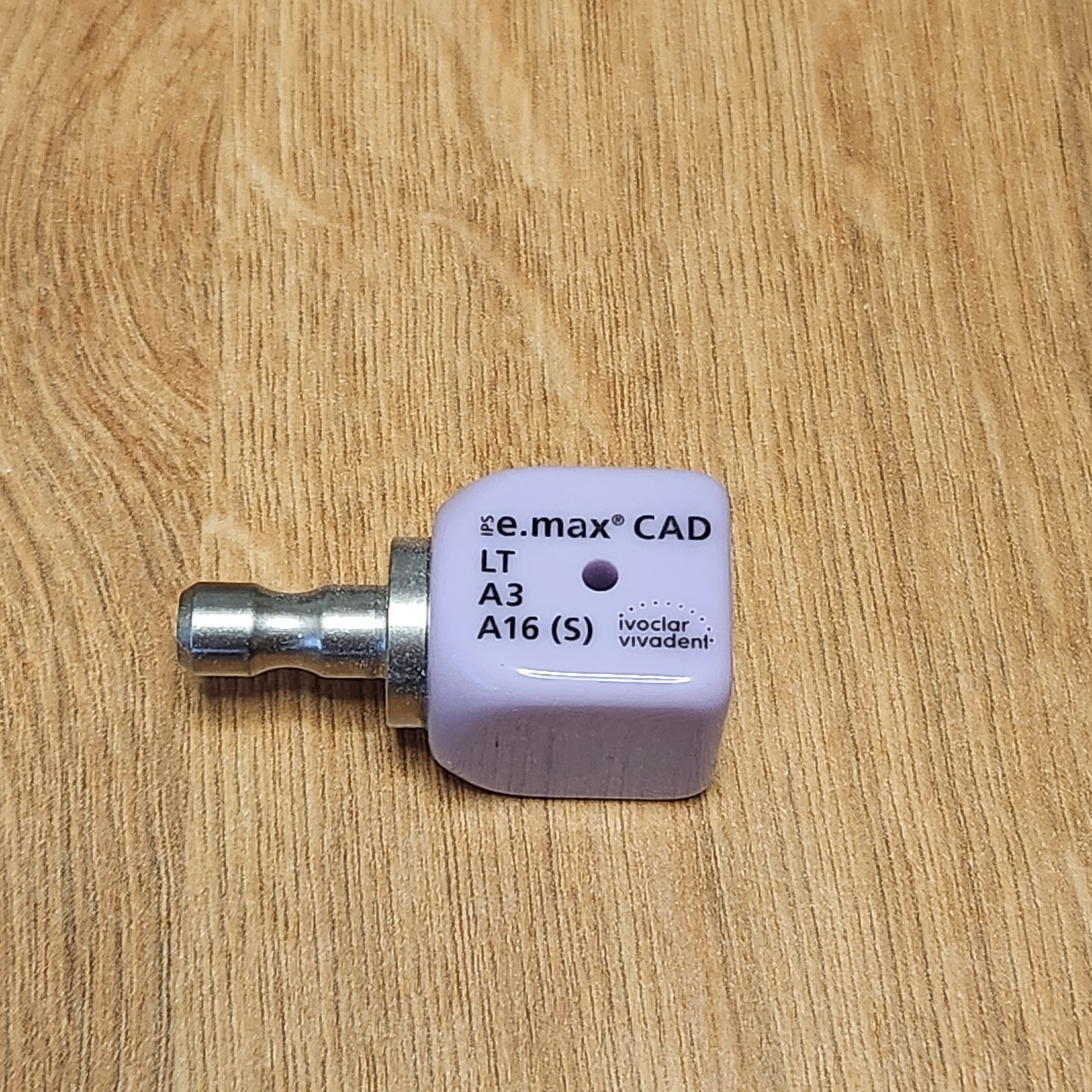 Cerec IPS Emax Cad Implant Blocks LT A3 / A16 (S) / 1 Count
