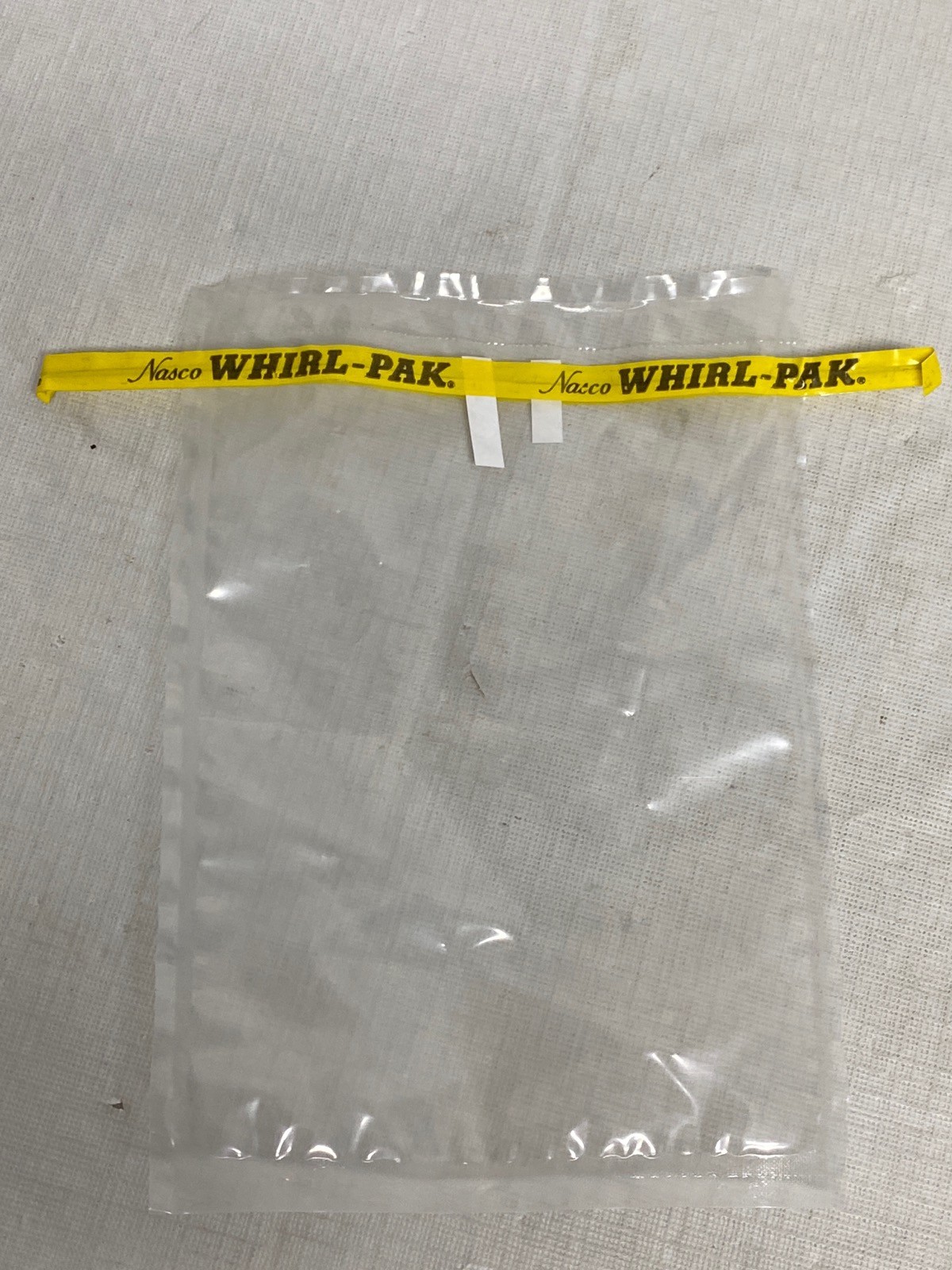 (450) NASCO Whirl-Pak 13oz Sample Bags w/Puncture Proof Tabs 3mil 5×7.5″ B01018