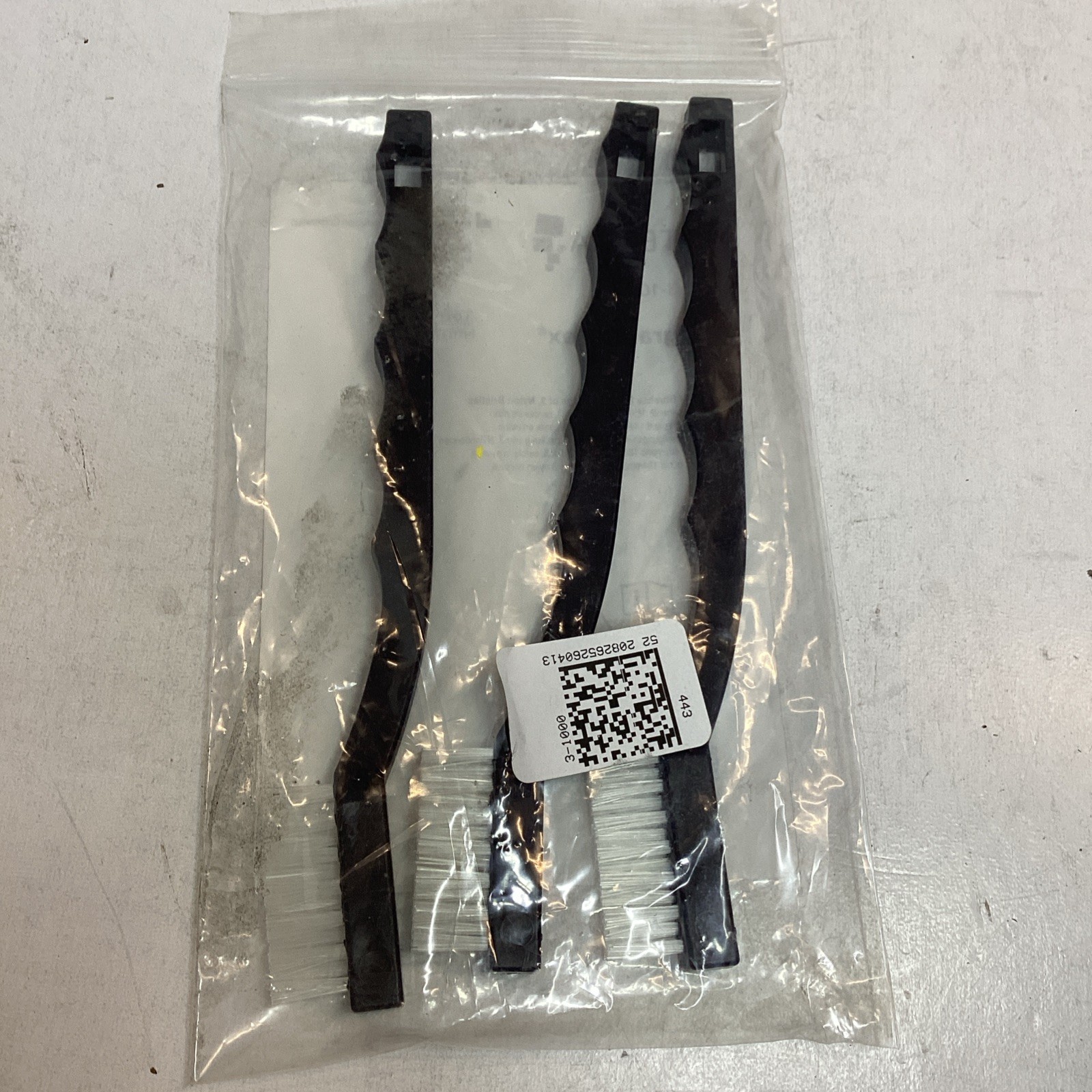 Integra Miltex 3-1000 Instrument Brushes Nylon Bristles 3/Pack