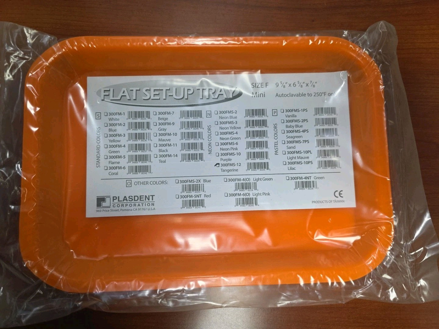 Plasdent Flat Mini Set-Up Tray 9-5/8″ X 6-5/8 X 7/8 Tangerine