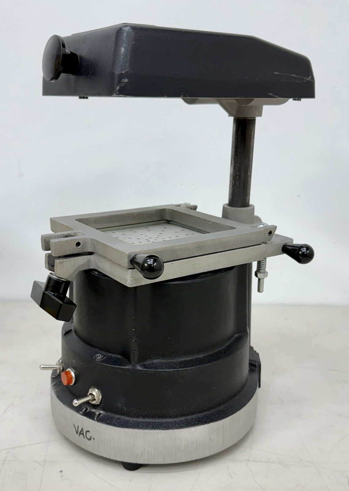 T&S Dental Model 101 Vacuum Former – Nice