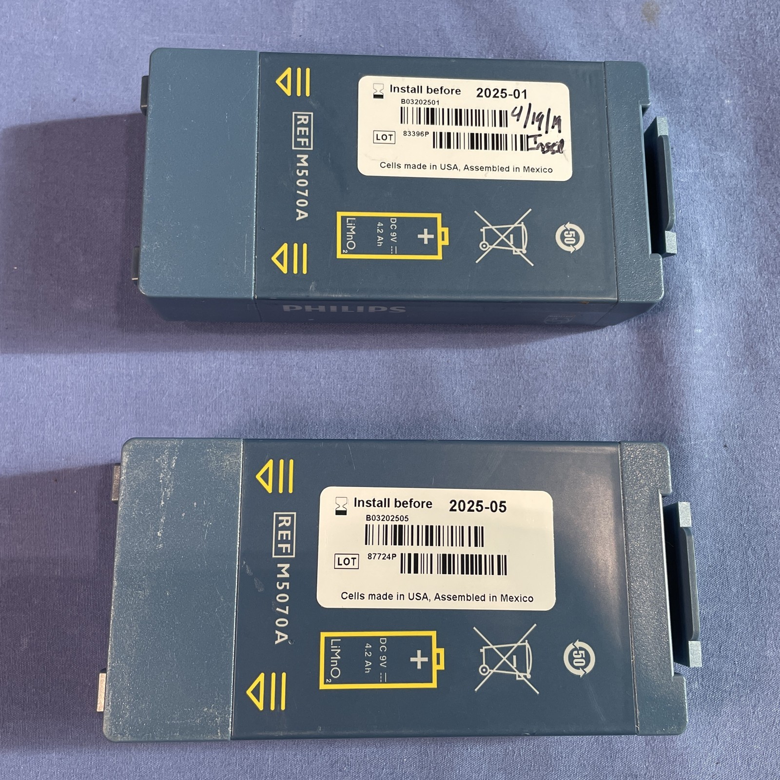 LOT OF 2 Philips M5070A HeartStart FRx Batteries Install before 2025-01/ 2025-05