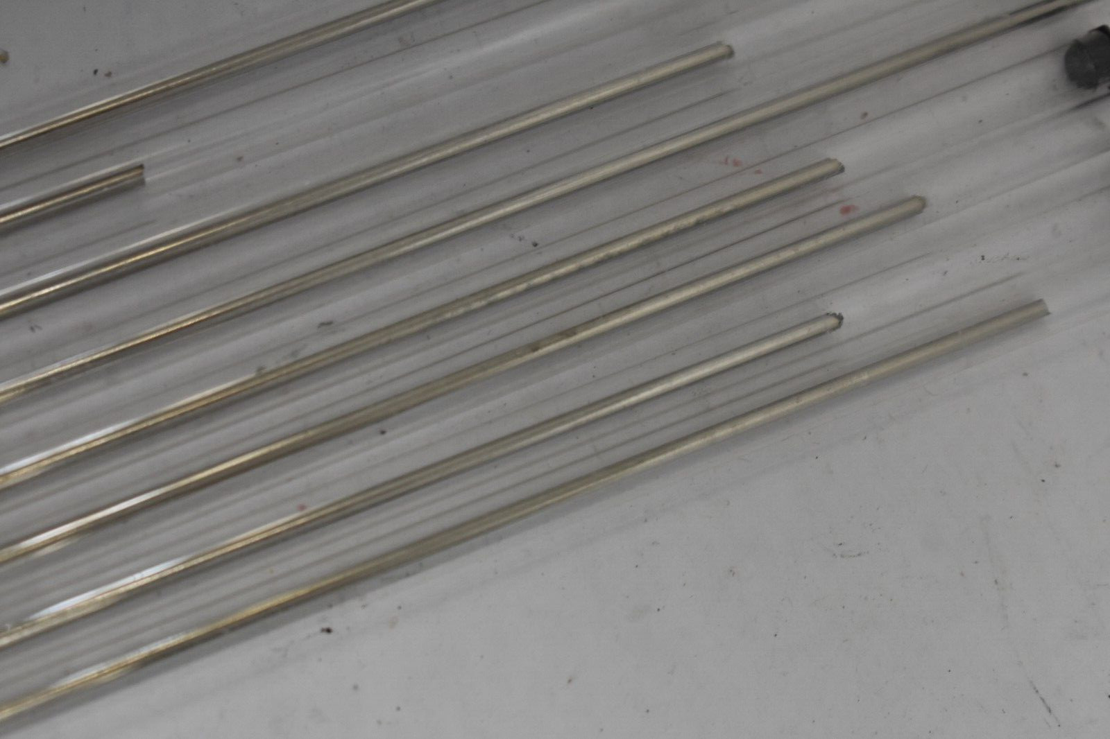 Lot of 8 Hypodermic Tubing Rods 14TW 304 Stainless Steel 11″ Long 304H14TW-1FT