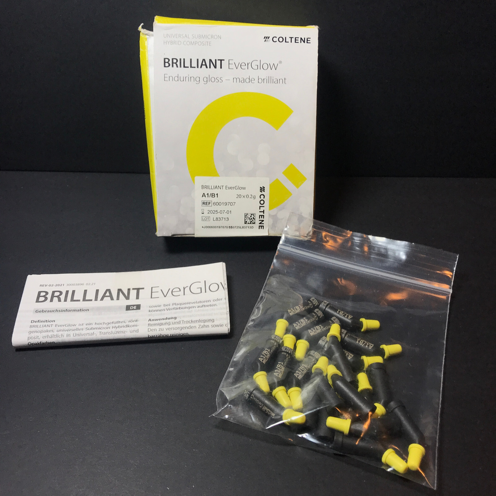 Coltene Brilliant EverGlow A1/B1 20 x 0.2g Exp.2025 Damaged Box