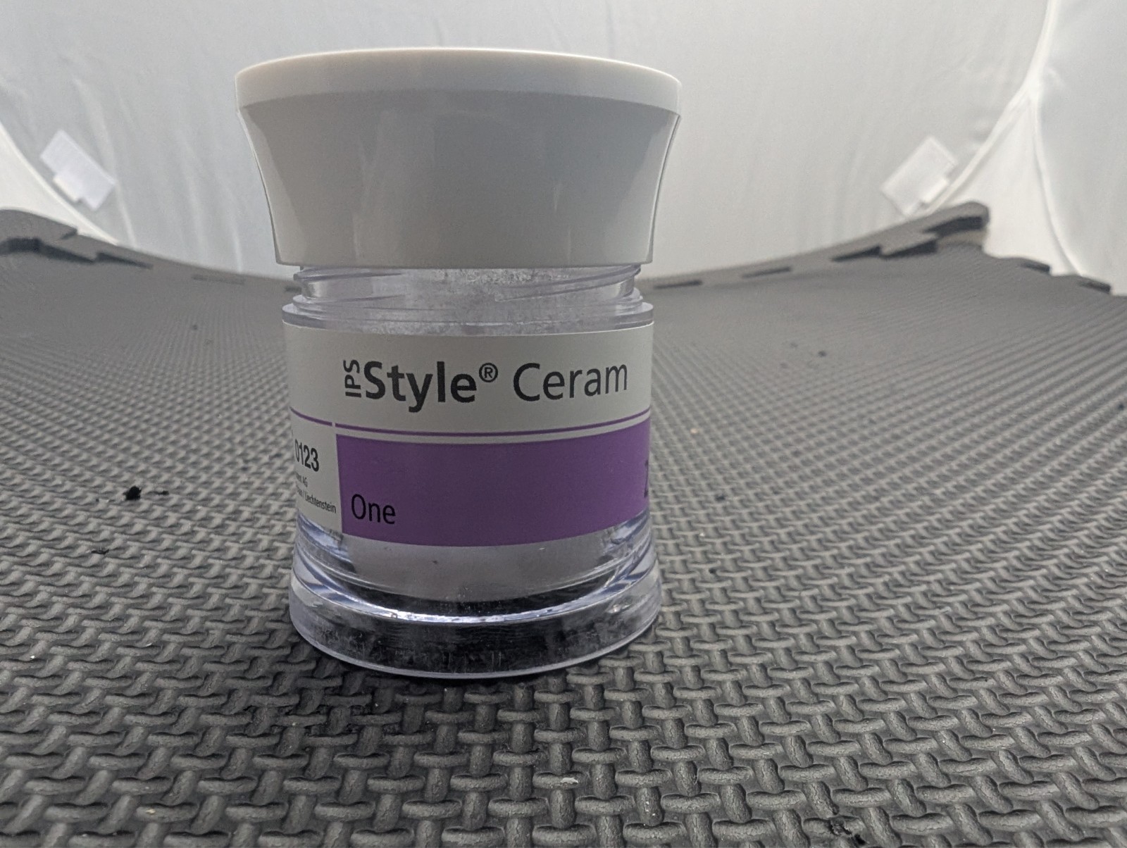 IPS Style Ceram One 2