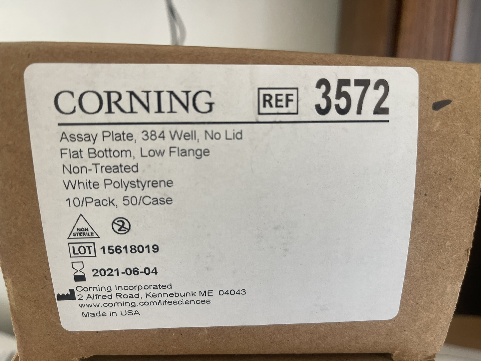8 BOXES OF PHOT10 SHOWN  BEST DEAL CORNING  3572 384 WELL