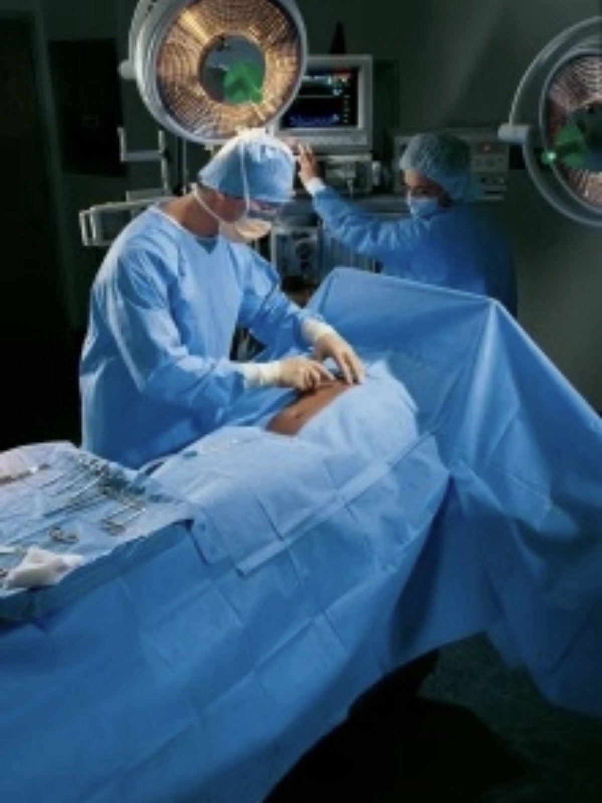Halyard Laparotomy Drape with Pouches 100 x 72 x 124 in REF/MPN 89235 (13 Total)