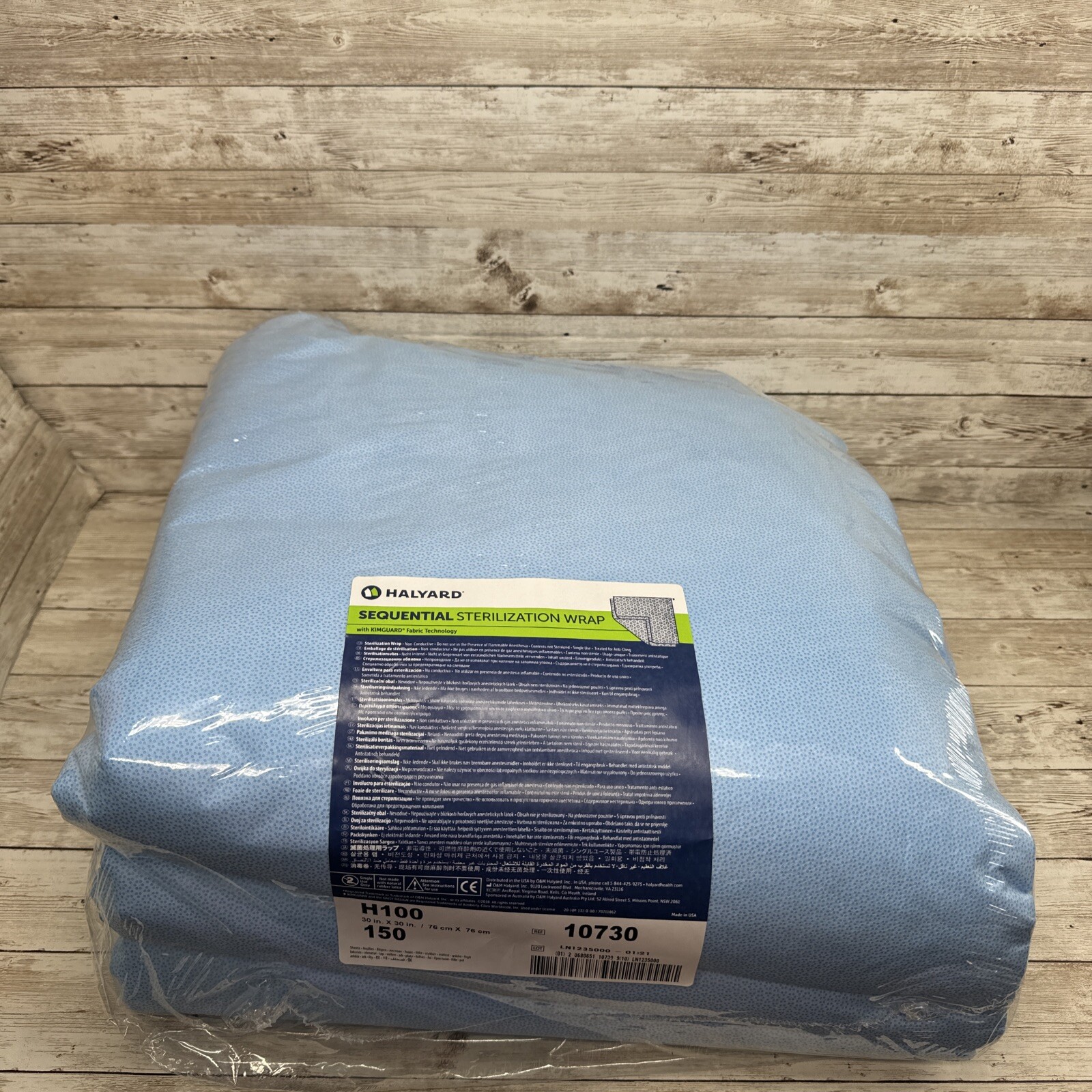 Halyard H100 Sequential Sterilization Wrap, 30 x 30 Inch 1 Pack 150 Sheets 10730
