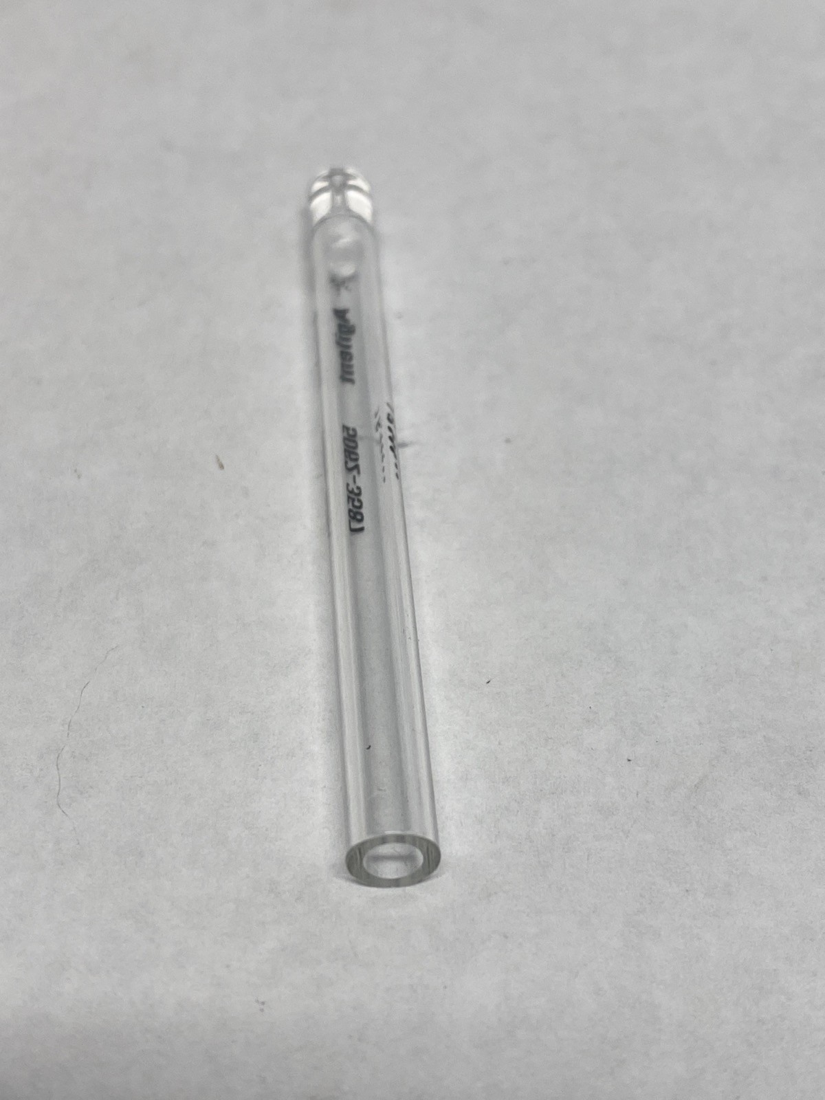AGILENT Gas Chromatography Splitless Inlet Liner 4mm ID 78.5mm L 900uL 5062-3587