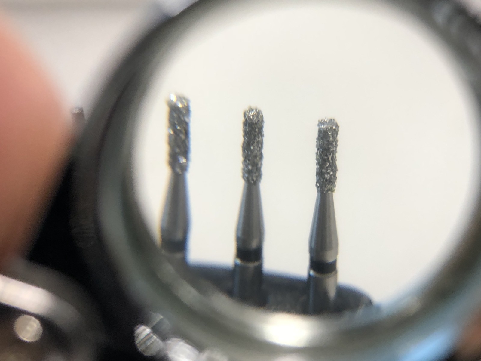 557 Diamond Burs 30 X (835)109-010XC 1.0 mmDiameter 835 #109-010xc ExtraCourse